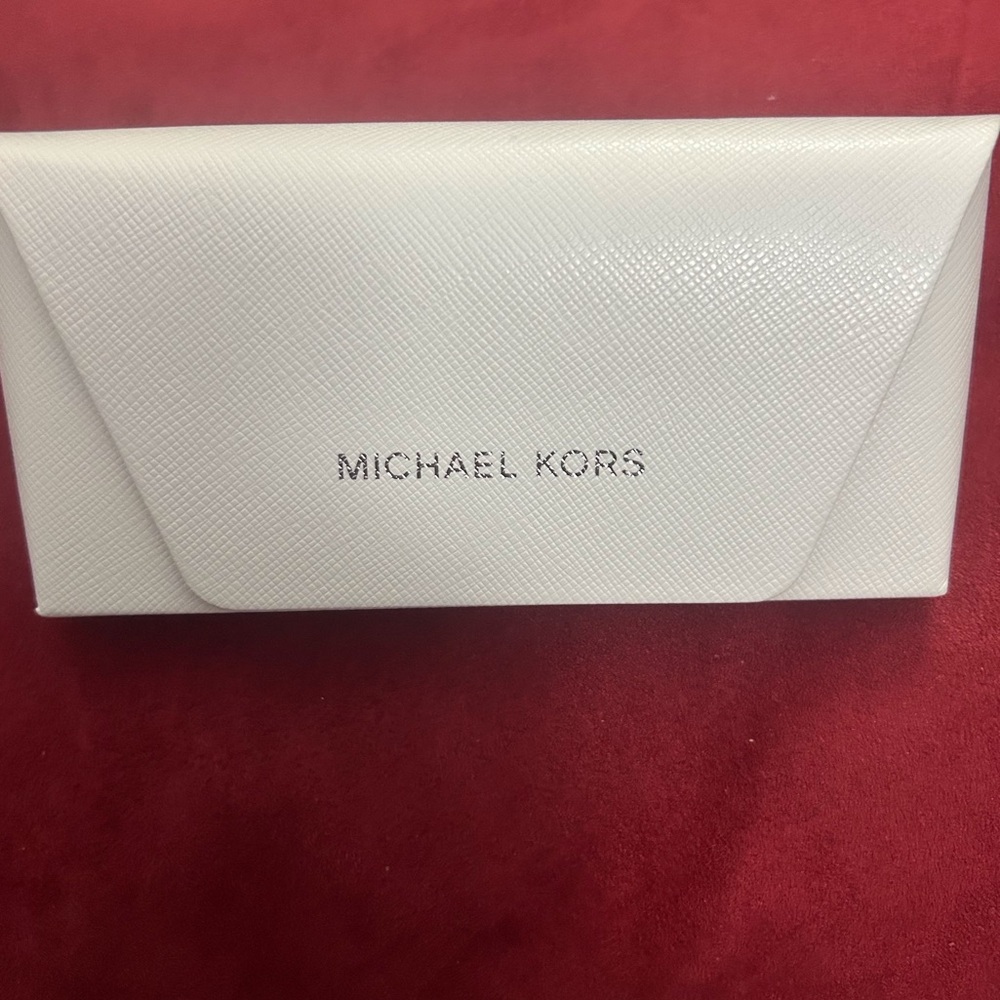 Michael Kors New White Eyeglass Case